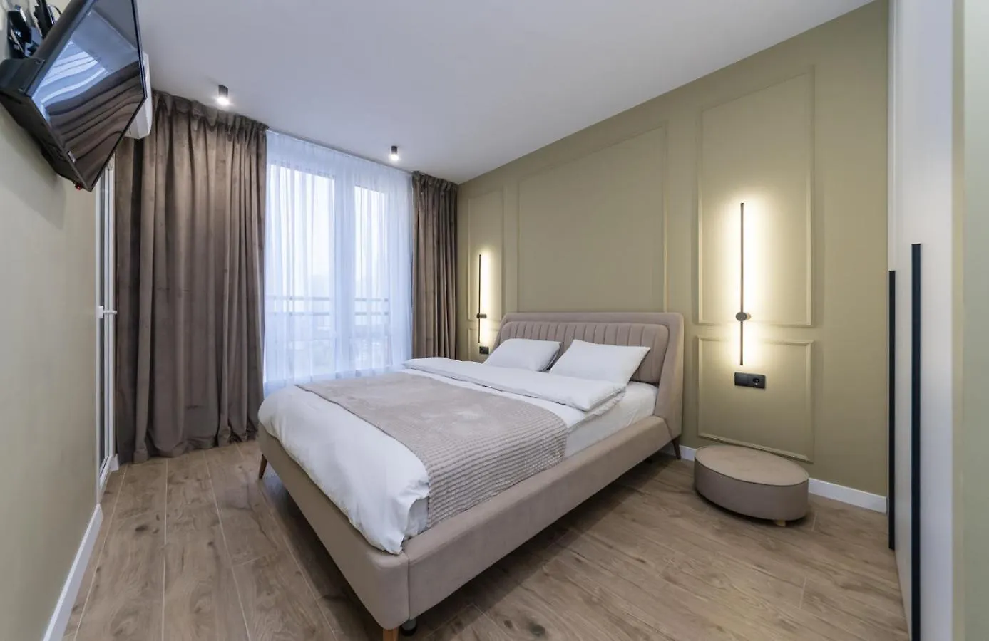 Luxury Apartment Near Metro Station Osokorky Киев